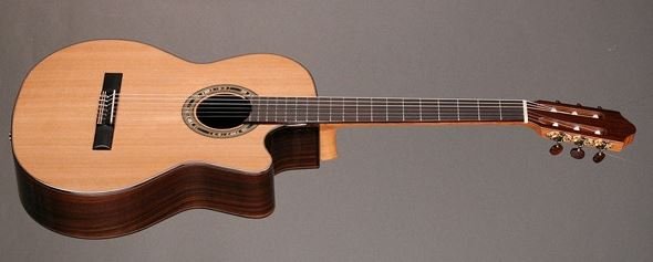 Kremona F65S Fiesta Soloist Series классическая гитара, верхняя дека массив европейской ели, задняя дека и обечайки ламинат индийского палисандра от музыкального магазина МОРОЗ МЬЮЗИК