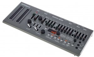 Roland SH-01A синтезатор от музыкального магазина МОРОЗ МЬЮЗИК