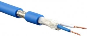 КОММУТАЦИЯ, РАЗЪЕМЫ, ПЕРЕХОДНИКИ Canare L-2T2S BLU симметричный микрофонный кабель, плетеный экран, внешний диаметр 6 мм, цвет голубой