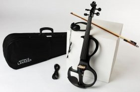 ANTONIO LAVAZZA EVL-04 BK электроскрипка размер 4/4, цвет ЧЁРНЫЙ, полуконтурная, материал - массив дерева, встроенный активный темброблок с эквалайзер от музыкального магазина МОРОЗ МЬЮЗИК