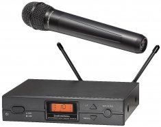 Audio-Technica ATW2120b Ручная радиосистема, 10 каналов UHF с ручным динамическим микрофоном, дальность до 100м, соотношение сигнал/шум >100дБ от музыкального магазина МОРОЗ МЬЮЗИК
