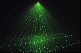 American DJ Micro 3D Лазерный светоприбор, создает более 200 зелено-красных лучей; зеленый лазер: 30 мВт (532 нм), красный лазер: 80 мВт (650 нм) от музыкального магазина МОРОЗ МЬЮЗИК