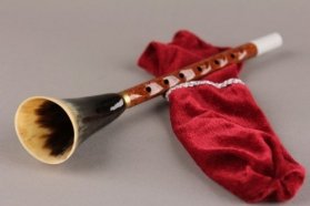 YARA ZA-1 жалейка чехол, сопрано, состав: шпон красного дерева и рог быка от музыкального магазина МОРОЗ МЬЮЗИК