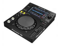 PIONEER XDJ-700 Компактный цифровой DJ проигрыватель для Rekordbox Pioneer 4 - 20 000 Гц, Шум: 115 дБ Входы: 1 USB A, 1 USB В Выходы: 1 RCA 1 LAN от музыкального магазина МОРОЗ МЬЮЗИК
