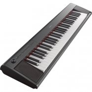 YAMAHA NP-12B электропиано Piaggero 61 клавиша, полифония 64 голоса, 10 тембров, кнопка запись, мощность 2х2.5 Вт, масса 4.5 кг. от музыкального магазина МОРОЗ МЬЮЗИК