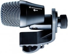 Sennheiser E 904 динамический микрофон с креплением на обруч барабана, 40-18000 Гц, 350 Ом (ГЕРМАНИЯ) от музыкального магазина МОРОЗ МЬЮЗИК