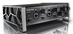 Tascam US-2x2 USB аудио/MIDI интерфейс (2 входа, 2 выхода)  Ultra-HDDA mic-preamp  24bit/96kHz  от музыкального магазина МОРОЗ МЬЮЗИК
